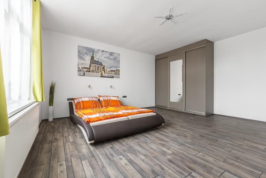 Apartsee Hálkova Plzeň Esterno foto