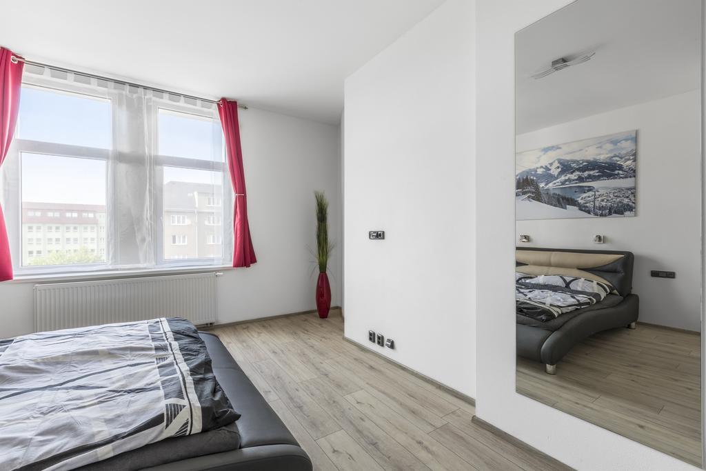 Apartsee Hálkova Plzeň Esterno foto